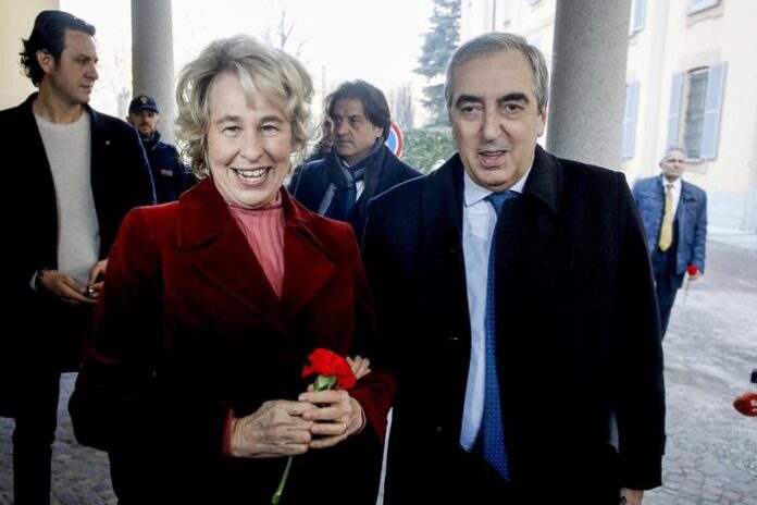 ++ Gasparri si dimetterà in giornata da capogruppo di FI al Senato ++