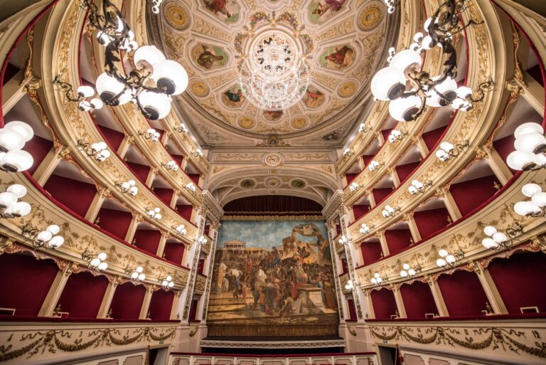 Monumenti Aperti 2026. Torna la rassegna che racconta il patrimonio culturale italiano con tante visite gratuite.
