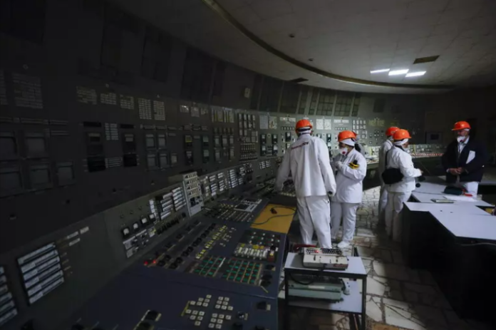 Sala_di_controllo_Chernobyl