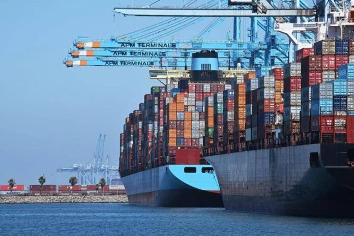container_losangeles_afp
