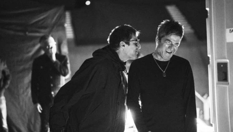 La Mostra del Cinema di Venezia come un’arena rock, gli Oasis alzano il volume: tutte le star più attese.
