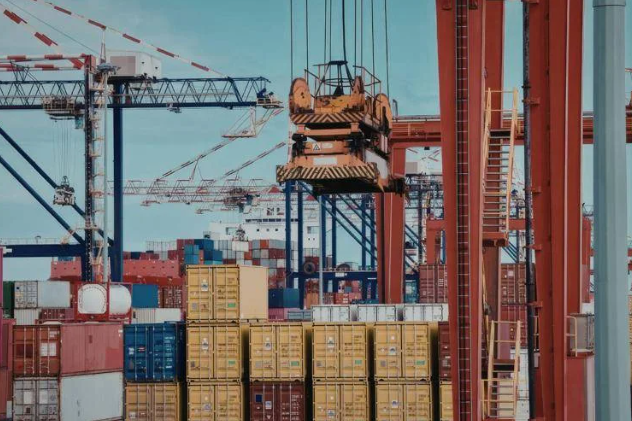 Container_porto_commercio_dazi