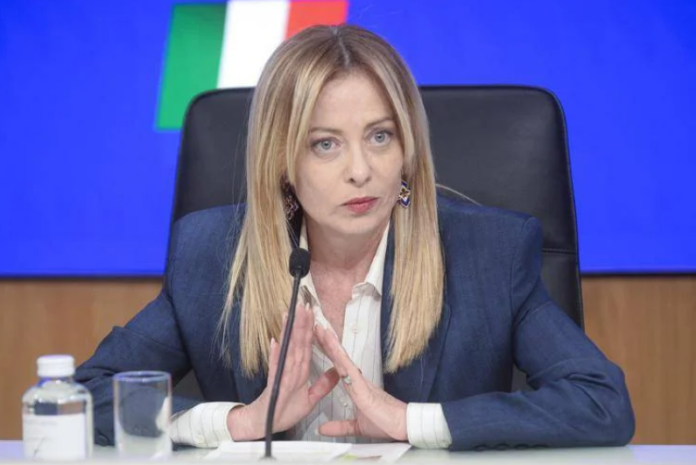 Meloni_conf_28