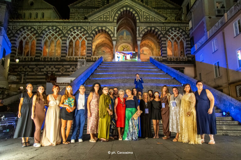 “Trame di rinascita”: ad Amalfi l’alto artigianato si unisce al riscatto sociale femminile.