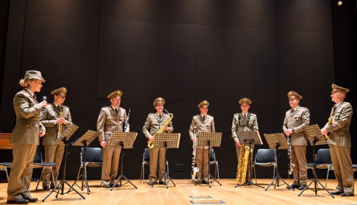 Concerto della banda esercito palco