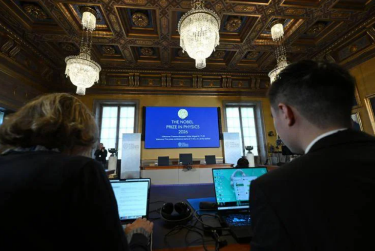 Nobel Fisica 2026 al belga Francis Halzen per ricerca su neutrini.